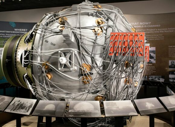 Manhattan Manhattan Project: Challenges and Consequences